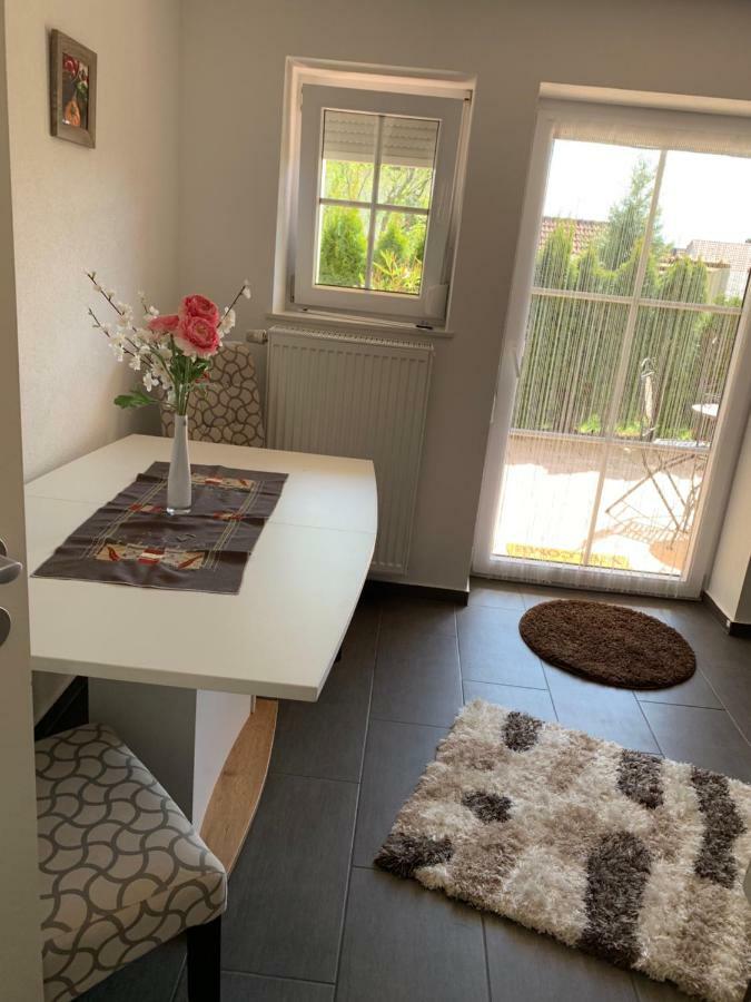 Terrassenwohnung in Estenfeld bei Würzburg Exterior foto
