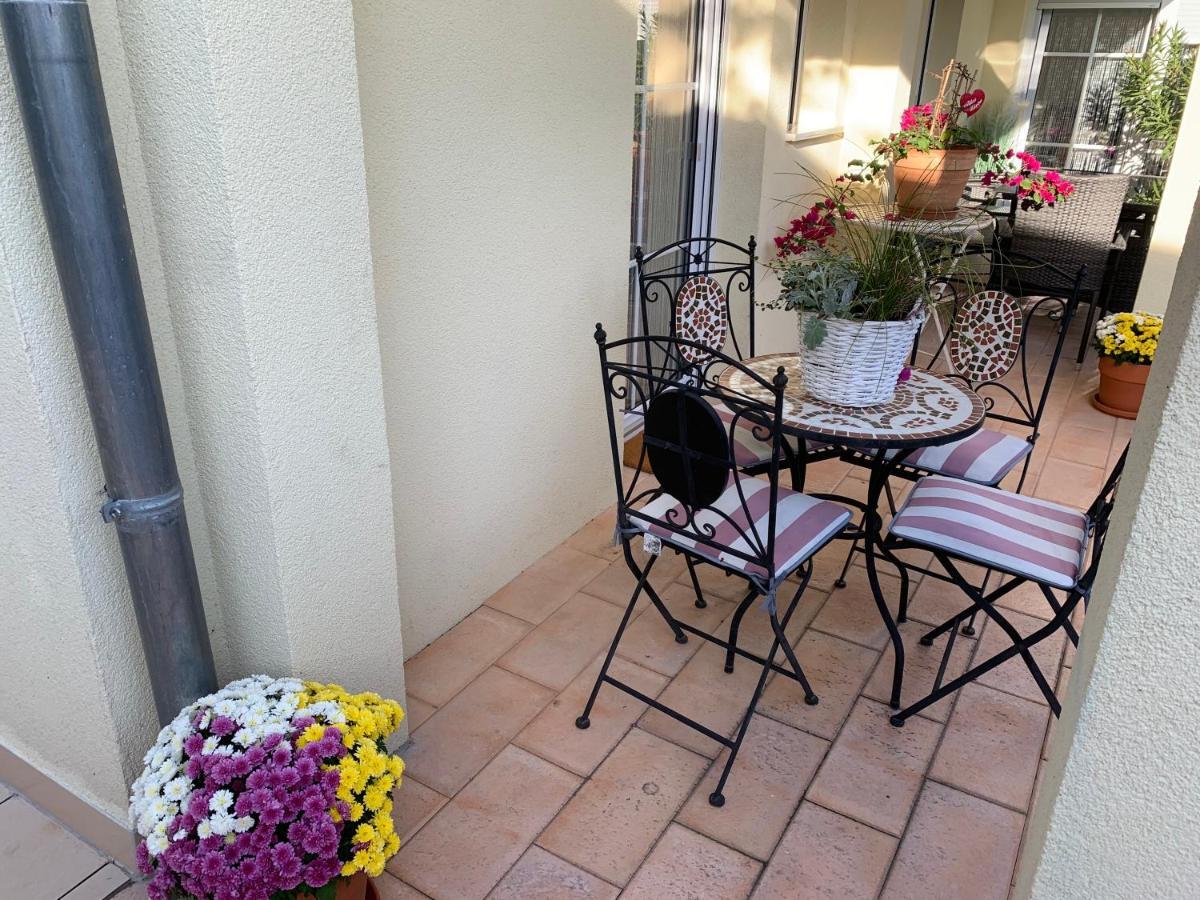 Terrassenwohnung in Estenfeld bei Würzburg Exterior foto